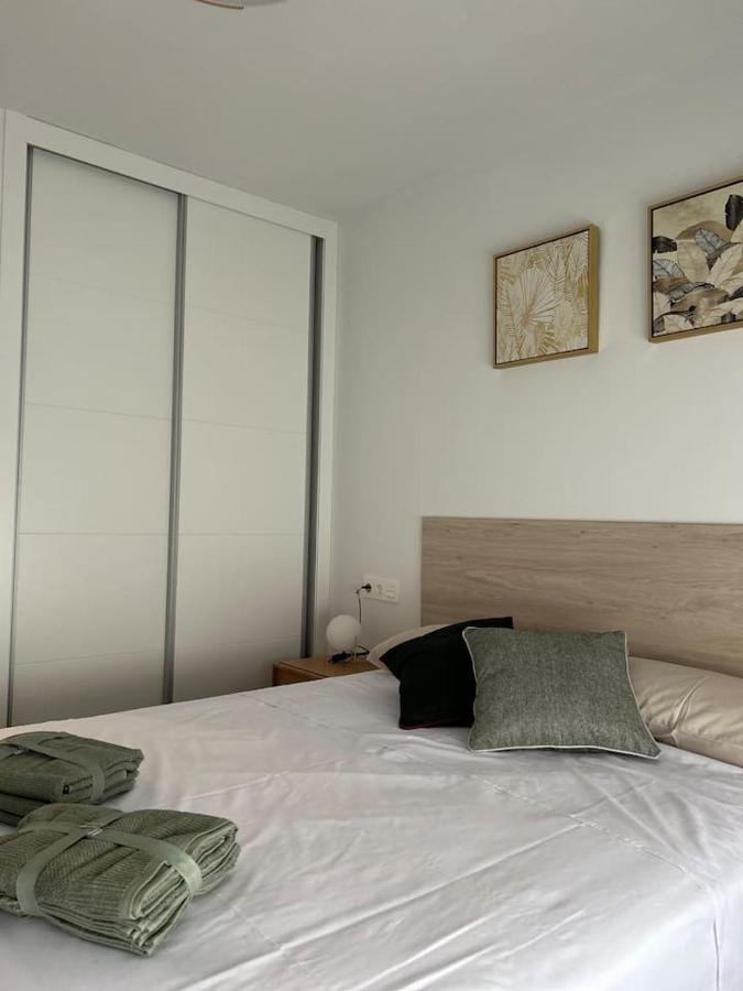 Apartamentos Breton 17 Suite Familiar Alicante Ngoại thất bức ảnh