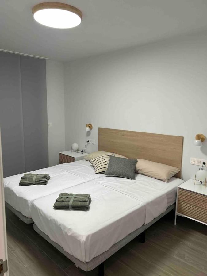Apartamentos Breton 17 Suite Familiar Alicante Ngoại thất bức ảnh