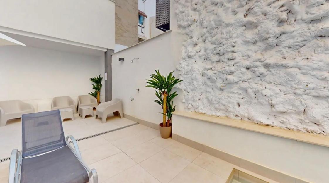 Apartamentos Breton 17 Suite Familiar Alicante Ngoại thất bức ảnh