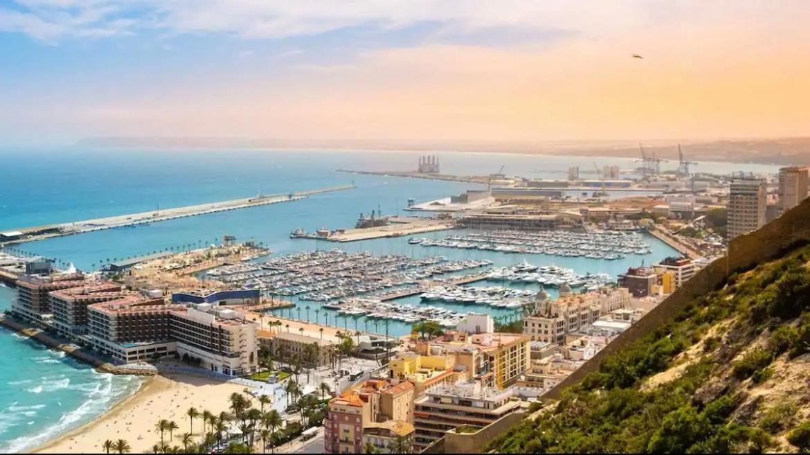 Apartamentos Breton 17 Suite Familiar Alicante Ngoại thất bức ảnh